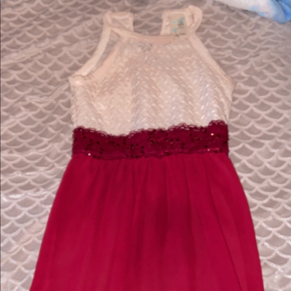 White/punish red flowy dress